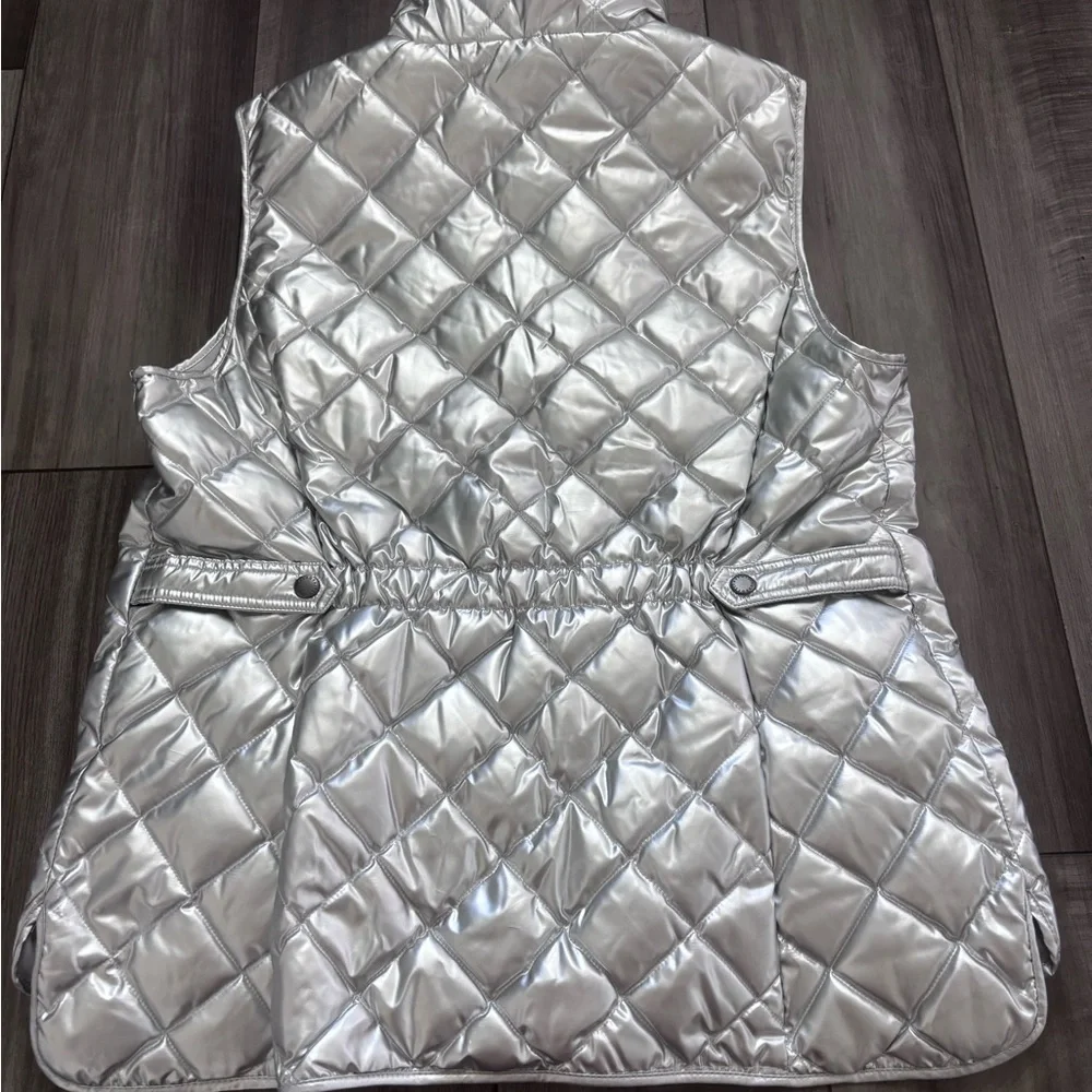 Talbots silver Quilted puffer Vest large - Picture 5 of 9